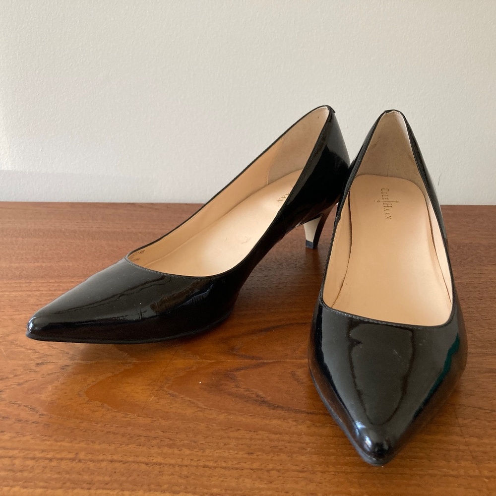 Cole Haan black patent leather kitten heel